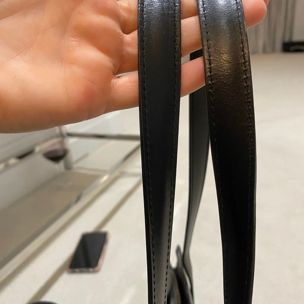 Authentic Epi Black LV Bag - Picture 9 of 9